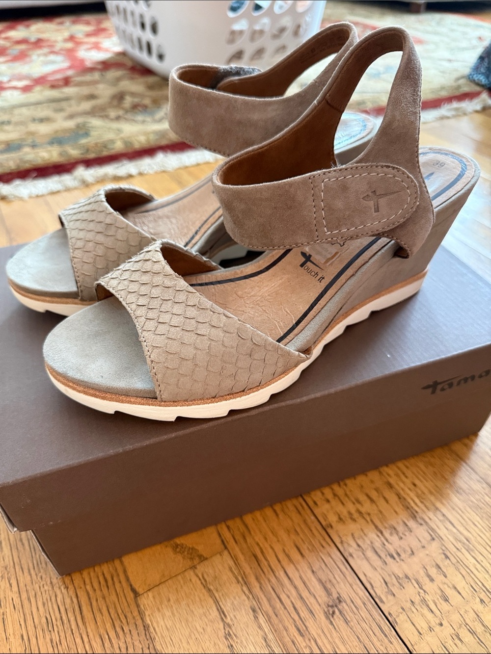 Tamaris Comfort Suede Taupe Wedge Sandals with Textured Front Strap Size 8 / 39